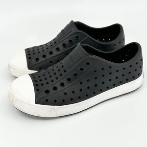 NATIVE Jefferson Water Friendly Slip-On Vegan Sneakers Kids J1 Black